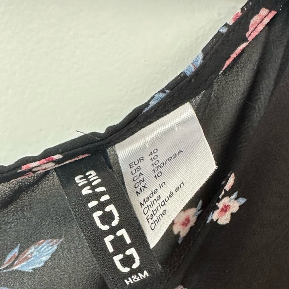 Divided by H&M Floral Blouse - Picture 4 of 5